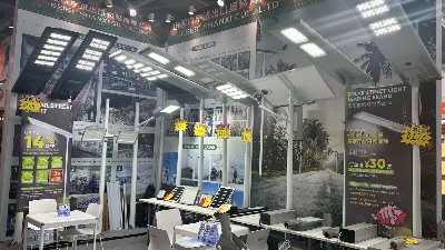《广交会：如约而至的商业盛会》